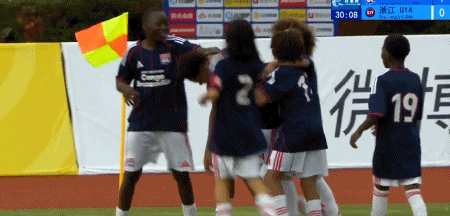 dingy, 负于里昂, 的比分逆转 dingy, 负于里昂, 的比分逆转