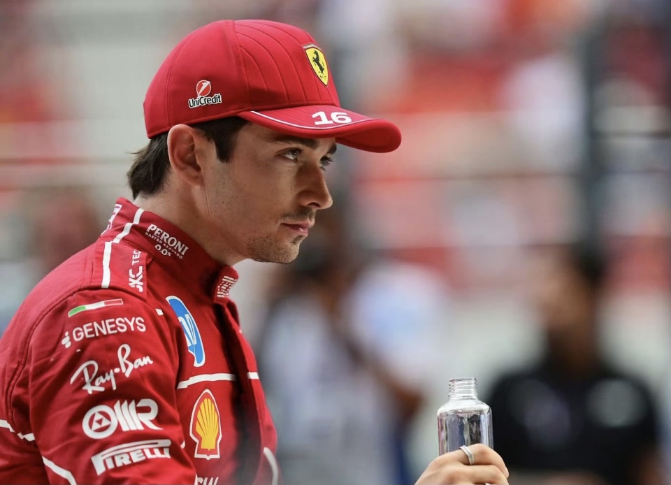 不再是个孩 不再是个孩